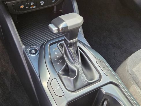 Certified 2025 Kia K4 LXS FWD image 24