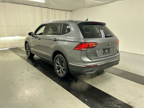 Used 2022 Volkswagen Tiguan SE image 7