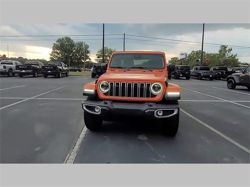 New 2025 Jeep Wrangler Sahara w/ Safety Group image 18