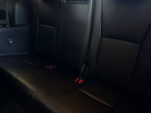 Used 2021 Toyota Highlander Platinum FWD image 15