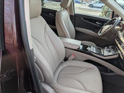 Certified 2022 Lincoln Nautilus Reserve image 14