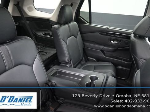 Used 2024 Honda Pilot Touring image 38
