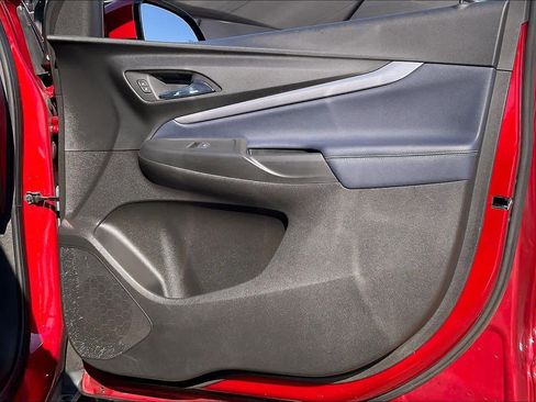 Certified 2023 Chevrolet Bolt EUV LT w/ Convenience Package image 22