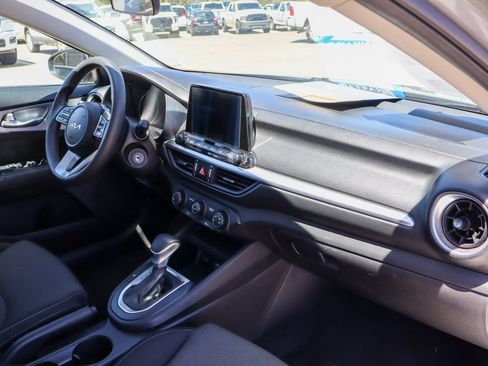 Used 2023 Kia Forte LXS FWD image 16