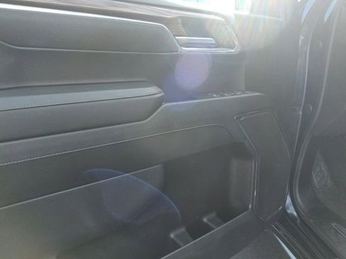 Used 2024 Chevrolet Silverado 1500 LT image 14