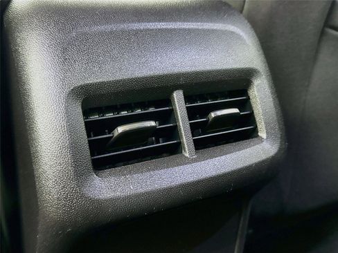 Used 2018 Chevrolet Equinox LT AWD/4WD image 25