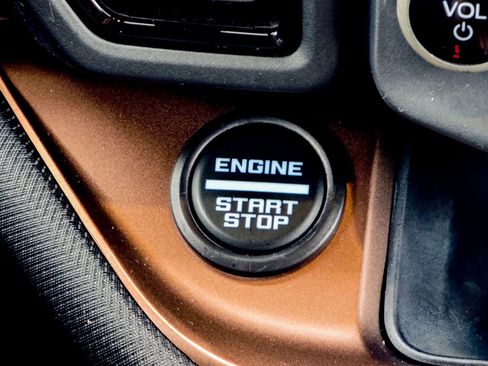 Used 2021 Ford Bronco Sport Outer Banks w/ Outer Banks Package (96D) image 35