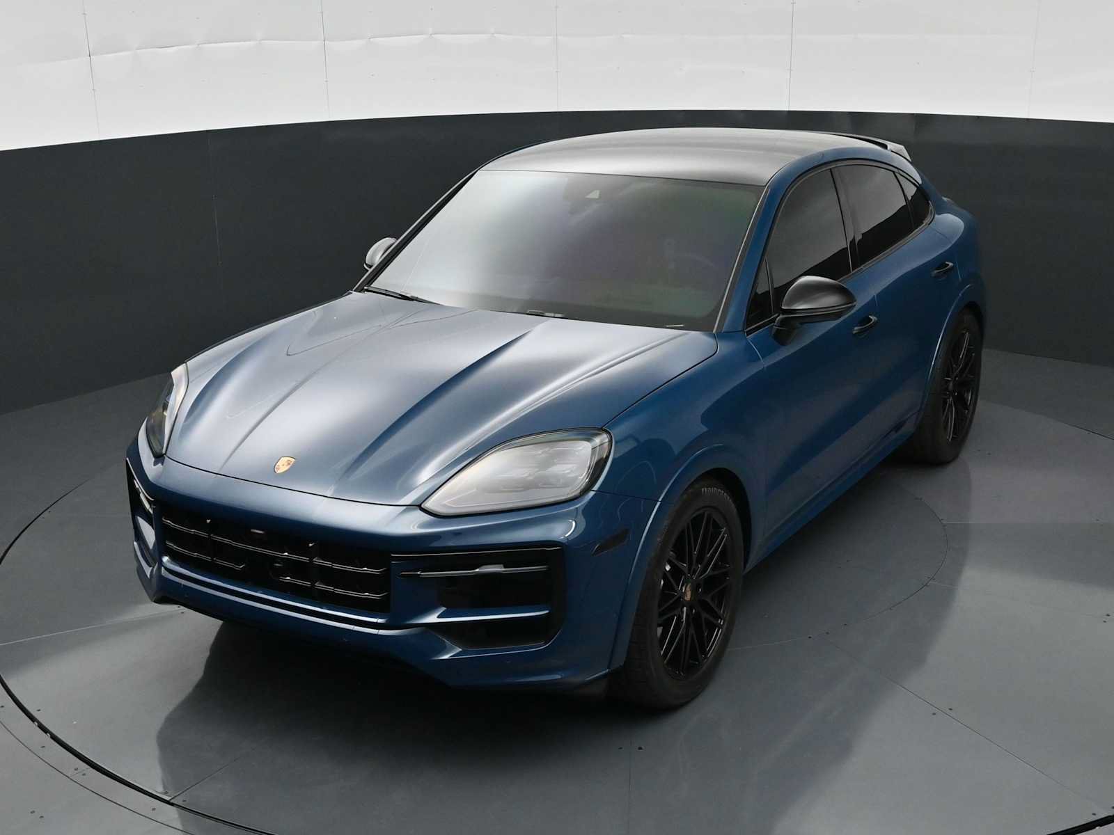 Certified 2026 Porsche Cayenne GTS AWD/4WD image 30