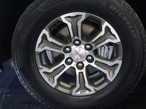 Used 2025 GMC Sierra 1500 SLT RWD image 4