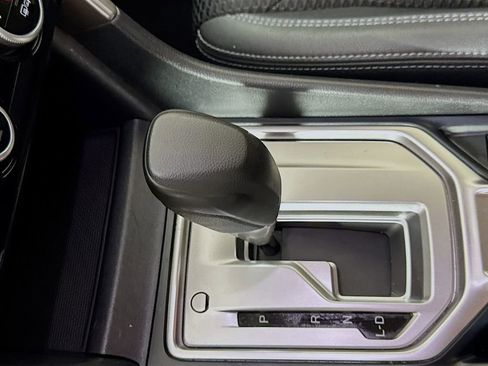 Used 2020 Subaru Forester Premium image 16