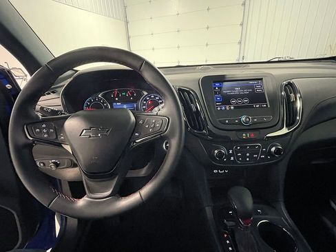 Used 2024 Chevrolet Equinox RS image 37