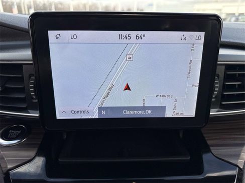 Used 2022 Ford Explorer Limited w/ Equipment Group 301A image 18