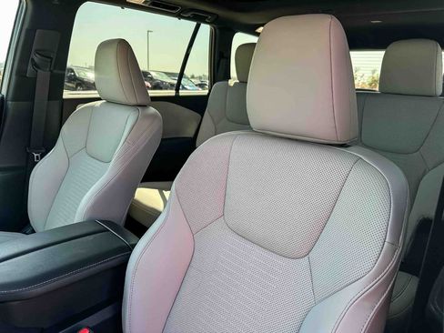 Used 2025 Lexus TX 350 AWD w/ Technology Package image 14