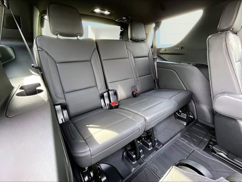 New 2026 Chevrolet Tahoe High Country AWD/4WD image 26