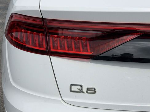 Used 2019 Audi Q8 Premium Plus w/ Premium Plus AWD/4WD image 8