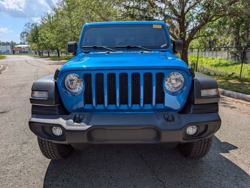 Used 2021 Jeep Wrangler Unlimited Islander image 2