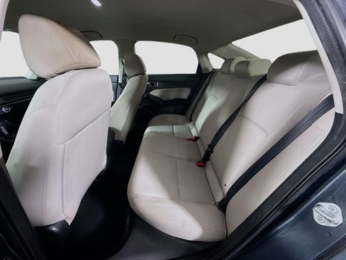 Used 2022 Honda Civic LX image 25