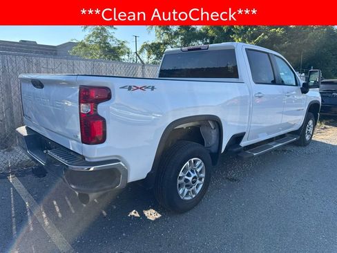 Used 2025 Chevrolet Silverado 2500 LT w/ Convenience Package AWD/4WD image 4