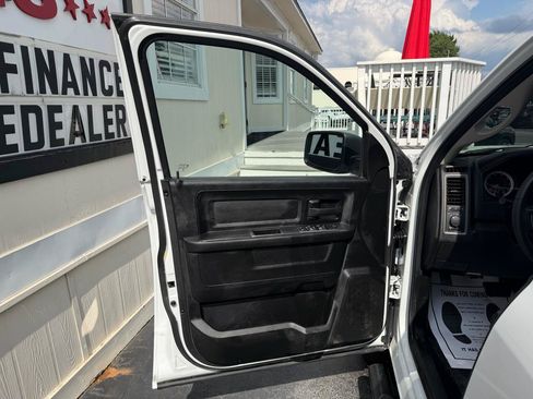 Used 2023 RAM 1500 Tradesman w/ Chrome Plus Package AWD/4WD image 8