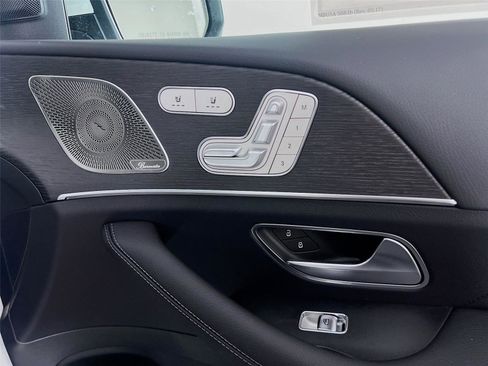 New 2026 Mercedes-Benz GLS 450 4MATIC image 28