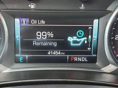 Used 2018 Chevrolet Equinox Premier FWD image 11