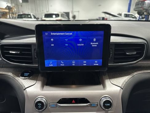 Used 2023 Ford Explorer Timberline w/ Timberline Technology Package AWD/4WD image 16