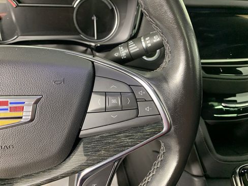 Used 2021 Cadillac XT5 Premium Luxury image 17