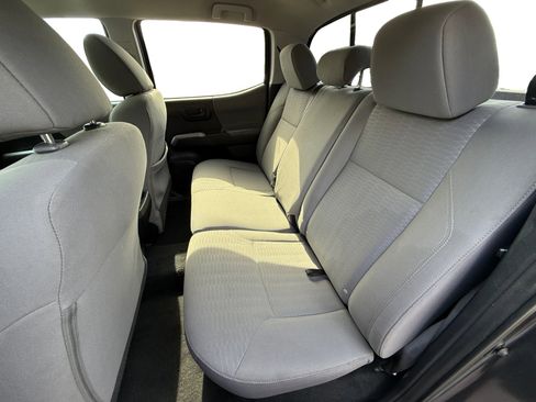 Used 2019 Toyota Tacoma SR5 image 16