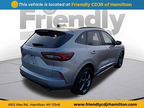 Used 2023 Ford Escape ST-Line w/ Tech Pack #1 AWD/4WD image 5
