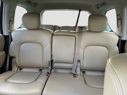 Used 2023 Nissan Armada SV image 28