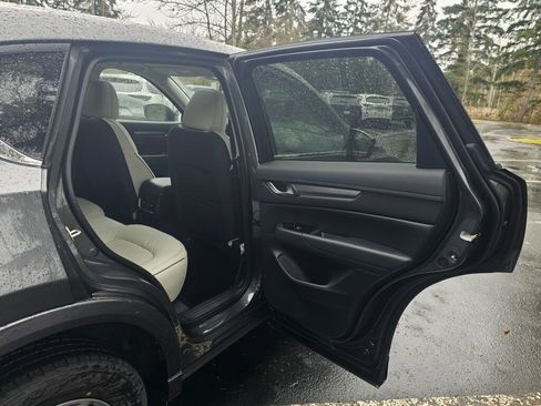 New 2025 MAZDA CX-5 AWD 2.5 S w/ Preferred Package image 27