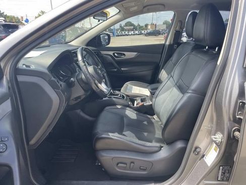 Used 2020 Nissan Rogue Sport SL FWD image 10