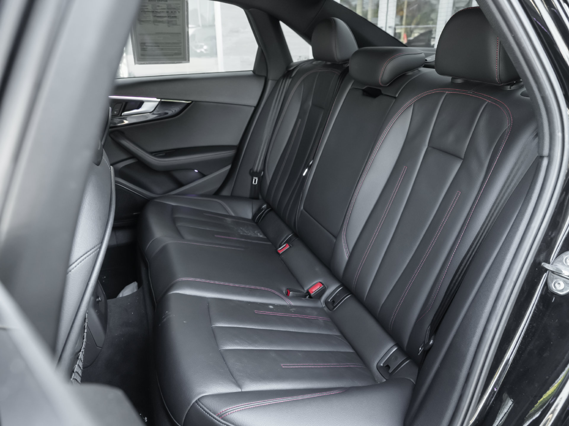 Used 2018 Audi A4 2.0T Premium Plus w/ Premium Plus Package AWD/4WD image 5
