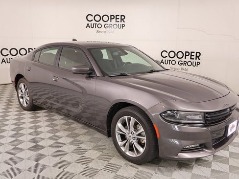 Used 2021 Dodge Charger SXT w/ Driver Convenience Group image 1
