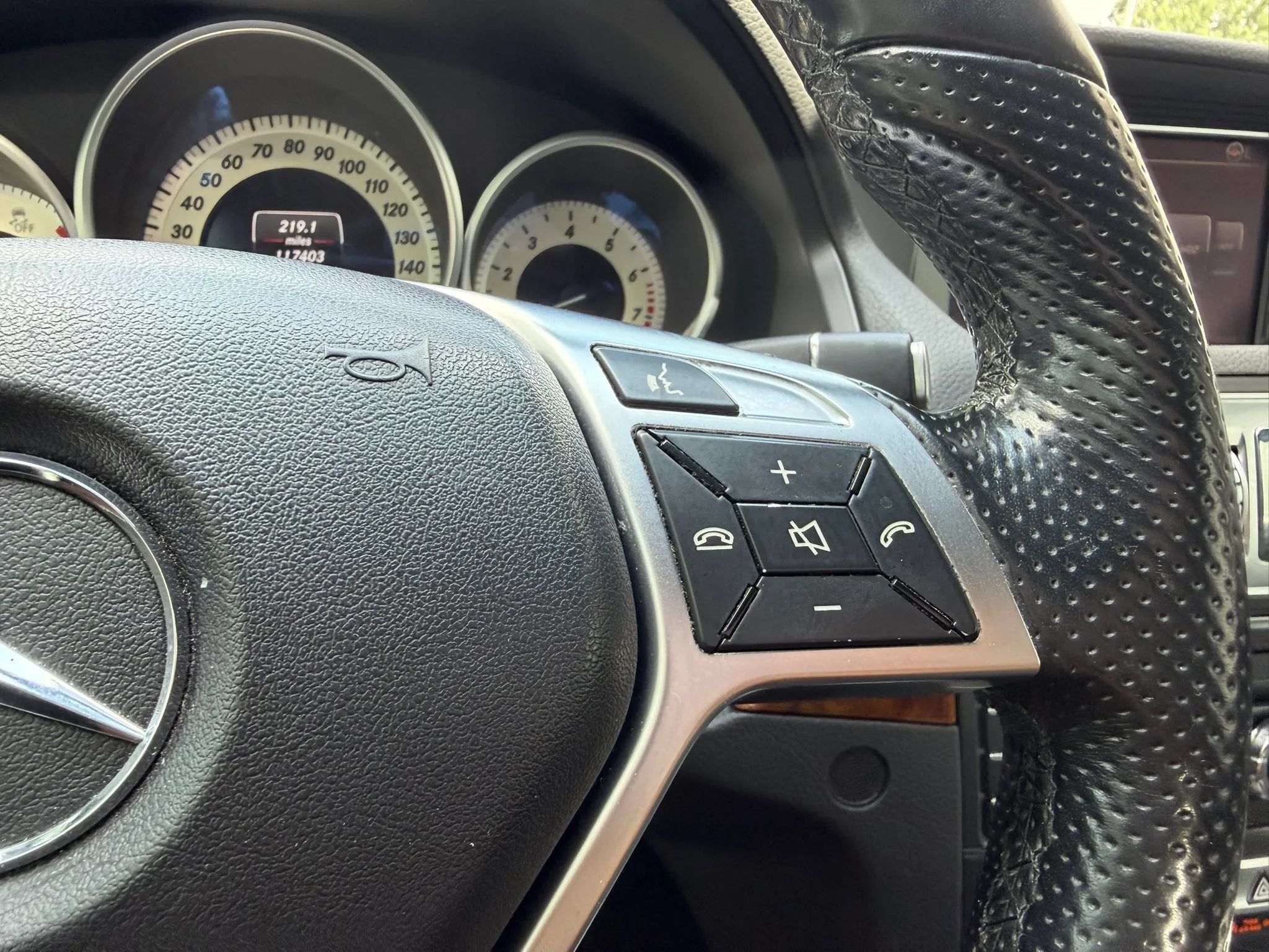Used 2016 Mercedes-Benz E 400 Cabriolet image 27