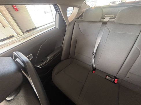 Used 2026 Kia K4 FWD image 39