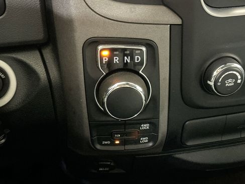 Used 2015 RAM 1500 Express image 28