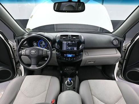Used 2012 Toyota RAV4 EV FWD image 22