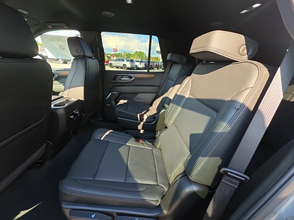 New 2026 GMC Yukon Denali AWD/4WD image 17
