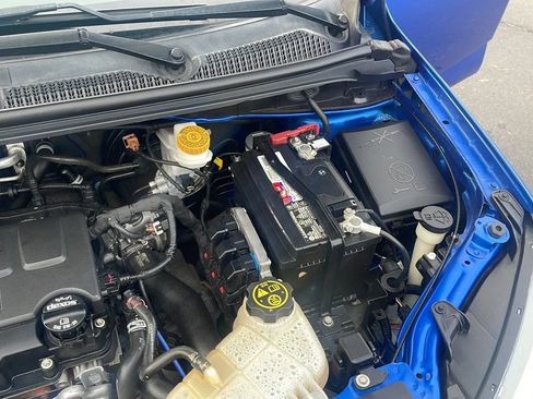 Used 2020 Chevrolet Sonic LT image 30