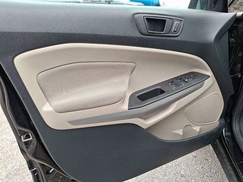 Used 2021 Ford EcoSport S image 15