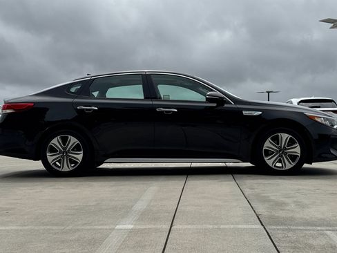 Used 2019 Kia Optima EX w/ Technology Package FWD image 7