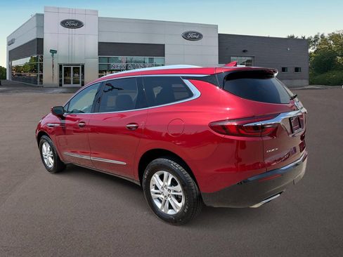 Used 2018 Buick Enclave Essence AWD/4WD image 8