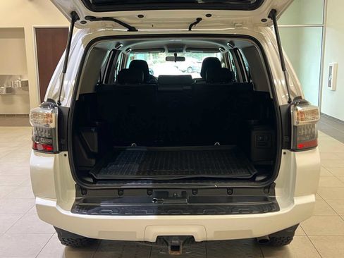 Used 2019 Toyota 4Runner SR5 image 29