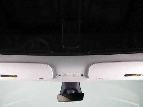 Used 2025 Tesla Model Y Long Range RWD image 63