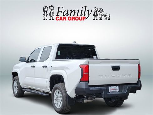 Certified 2024 Toyota Tacoma SR image 3