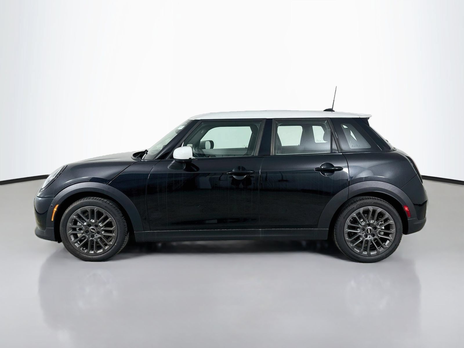 New 2026 MINI Cooper S FWD image 8