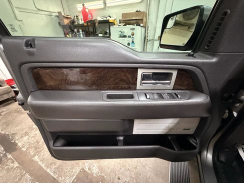 Used 2013 Ford F150 Platinum AWD/4WD image 13
