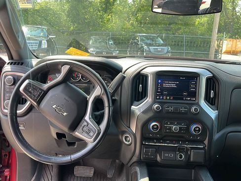 Used 2020 Chevrolet Silverado 1500 LT Trail Boss AWD/4WD image 11