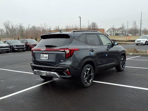 New 2026 Kia Seltos S AWD/4WD image 2
